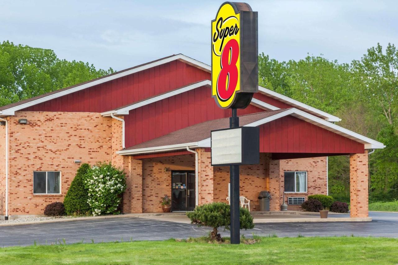 Super 8 By Wyndham Watseka Hotel Екстериор снимка