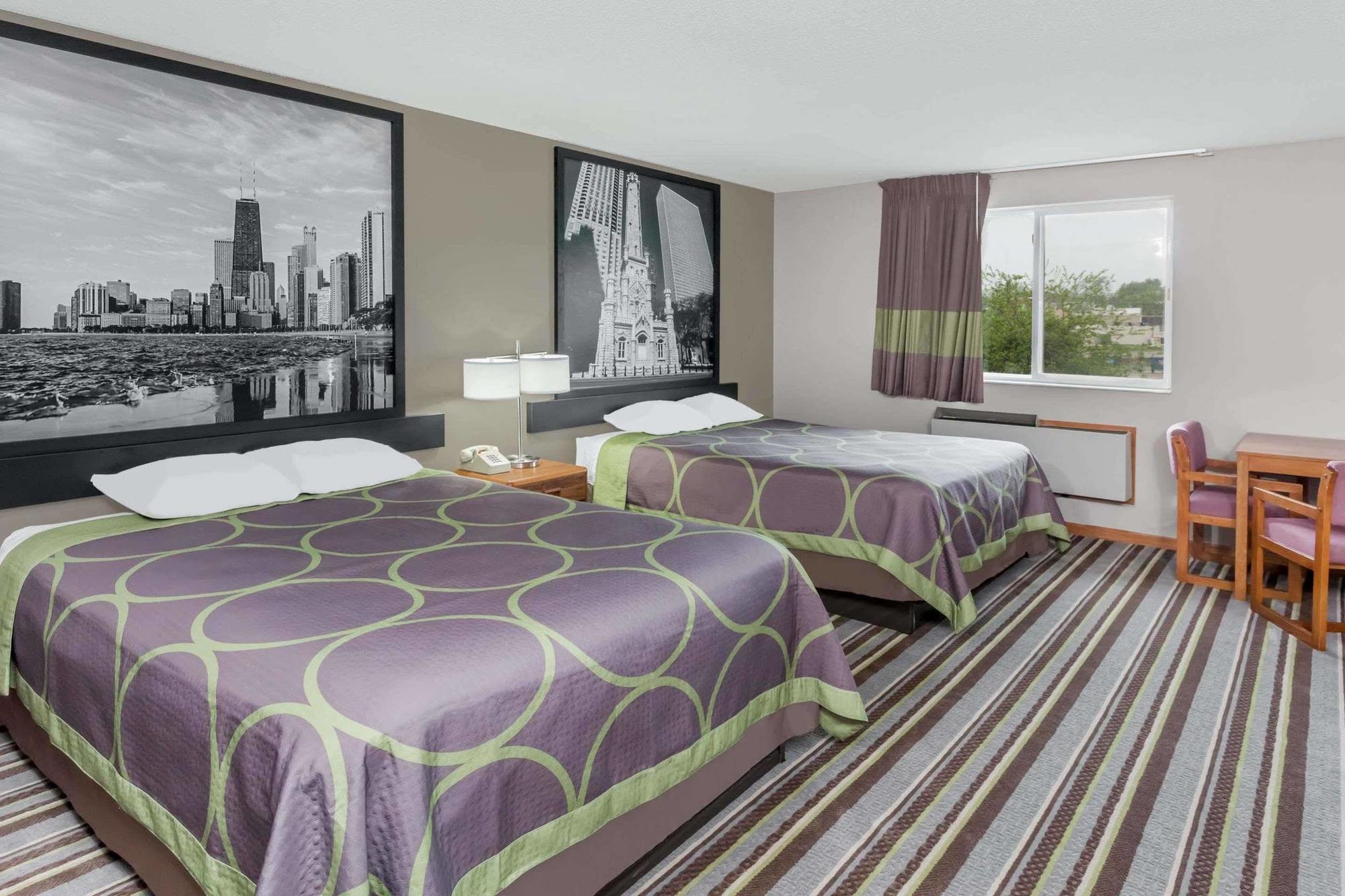 Super 8 By Wyndham Watseka Hotel Екстериор снимка